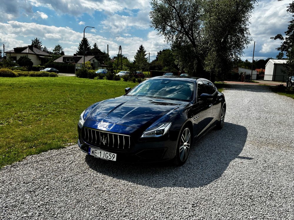 Wynajem maserati quattroporte diesel 3.0
