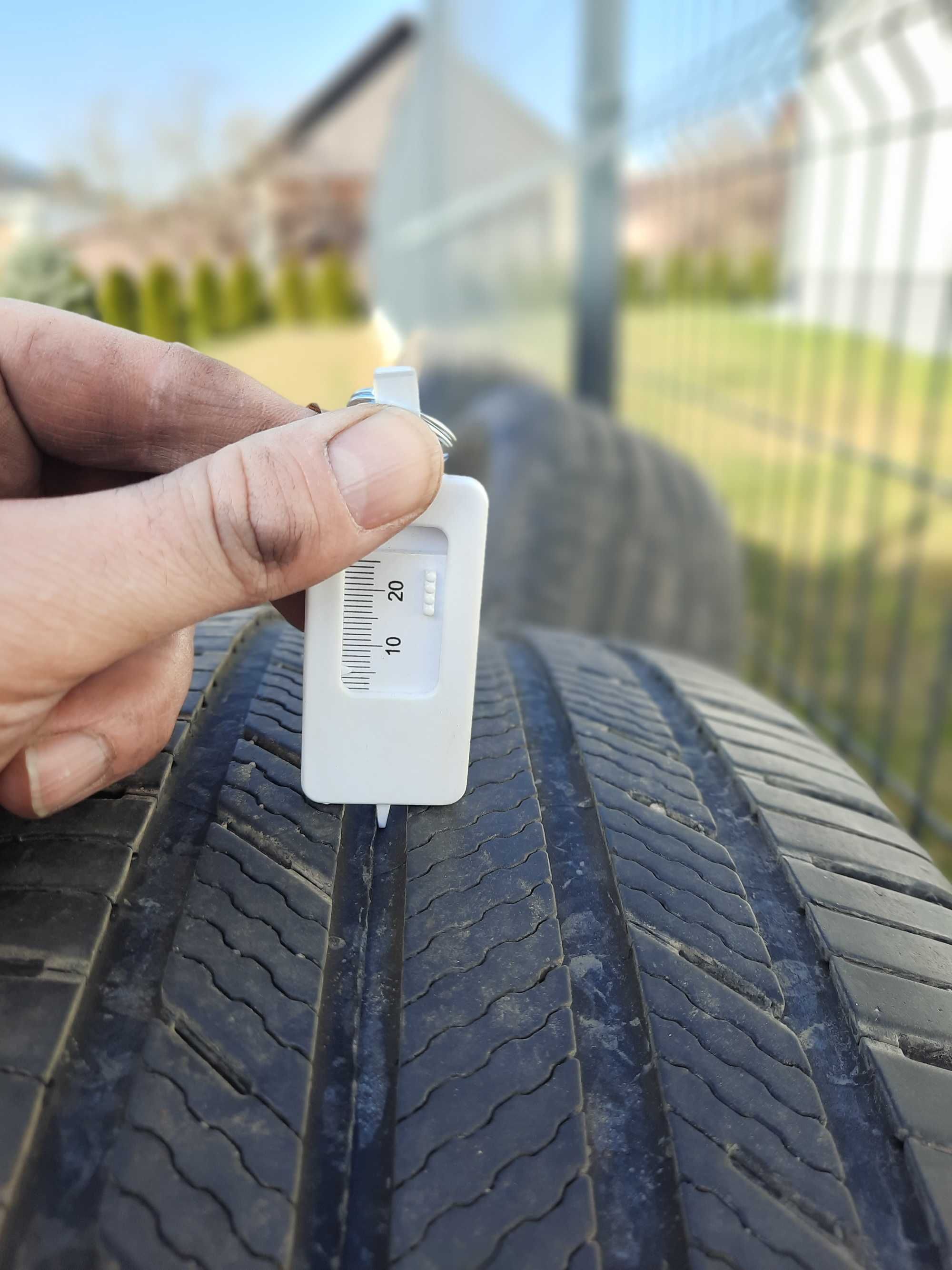 Michelin Premier LTX 4szt całoroczne 235/60/R18