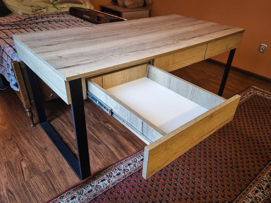 Biurko loft z kontenerem