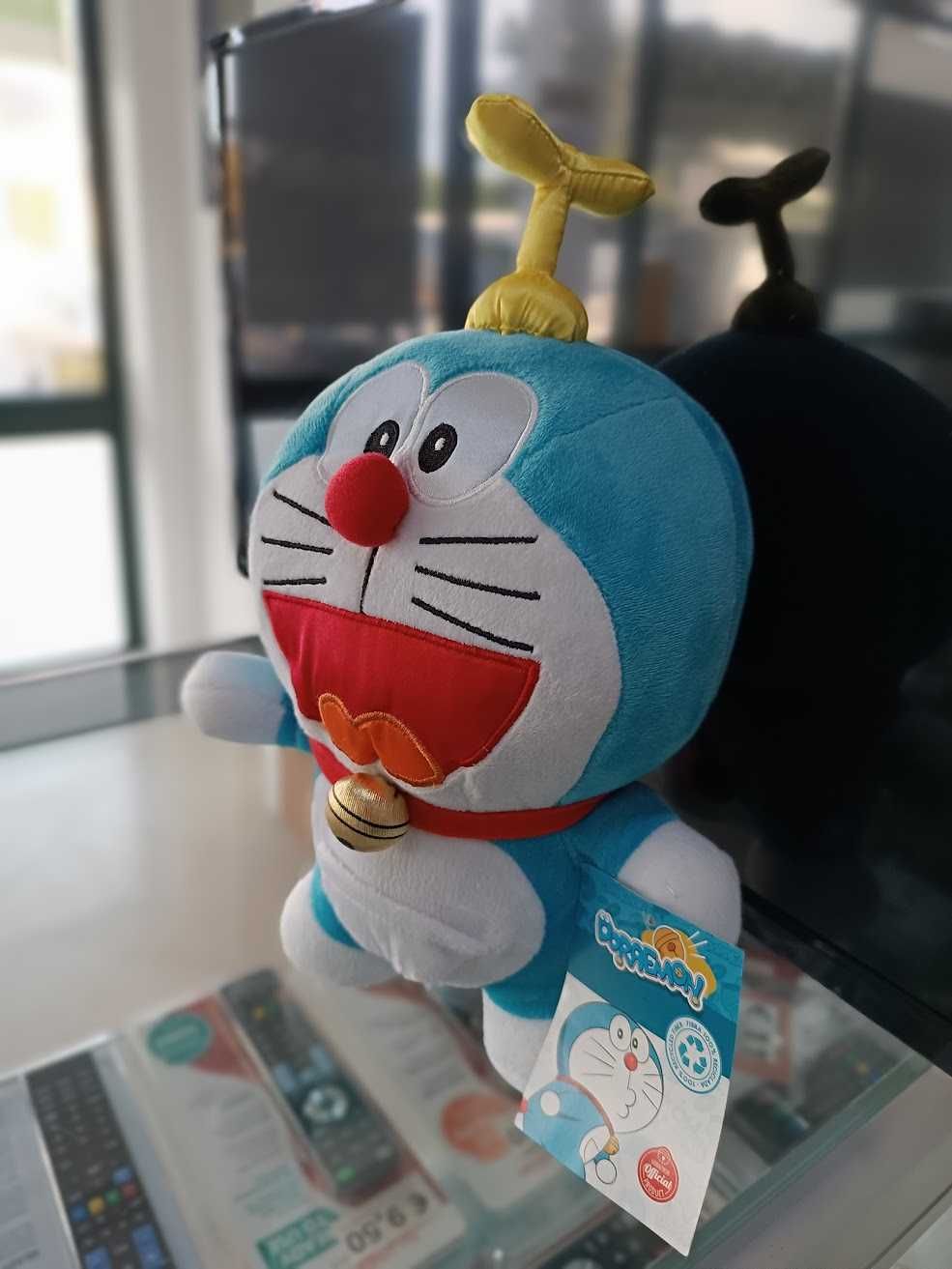 Novidade:Peluche Doraemon Gorrocóptero 28cm