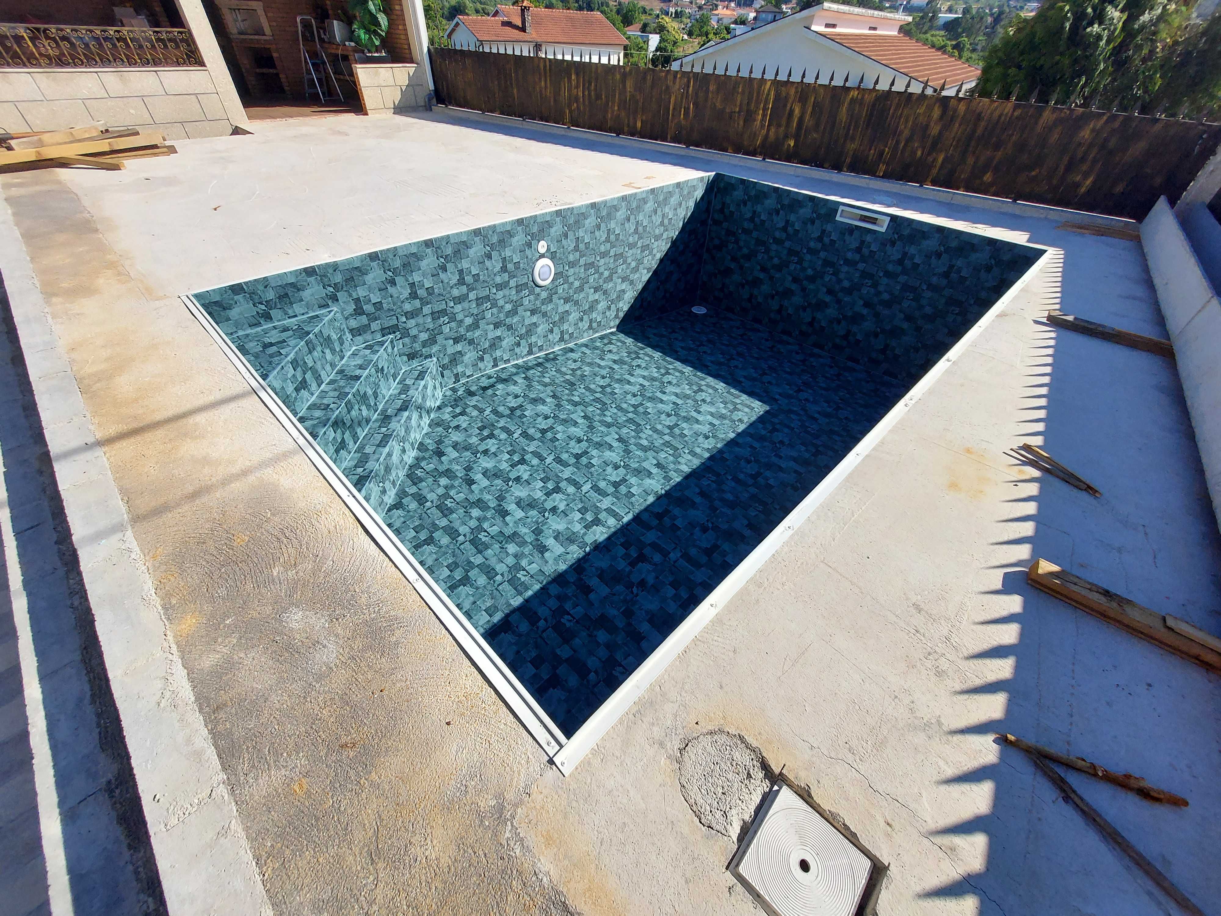 Colocada de tela armada em piscinas