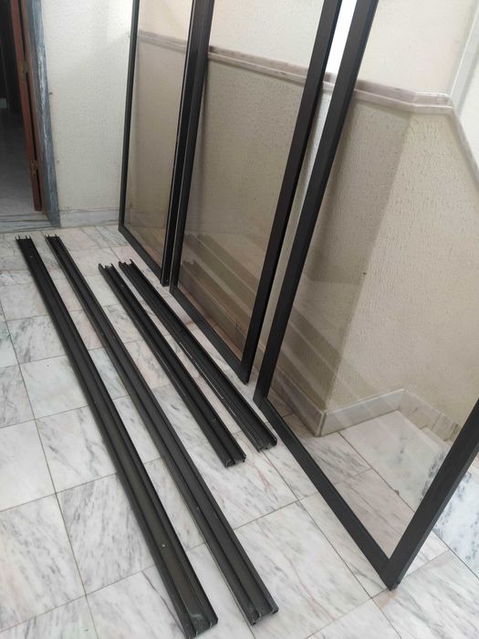 Janela de correr de alumínio