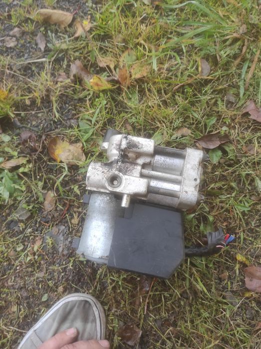 nissan primera p10 насос контроллер abs 47600-70J00