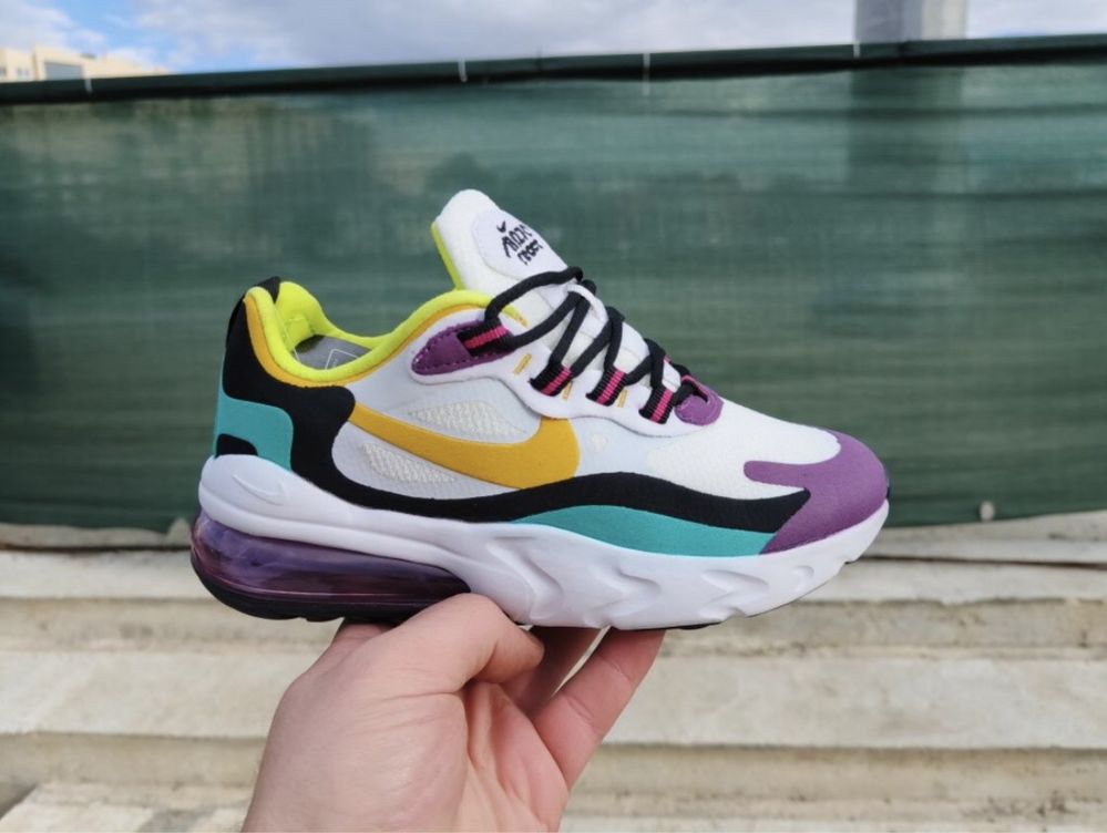 Кроссовки Nike Air Max 270