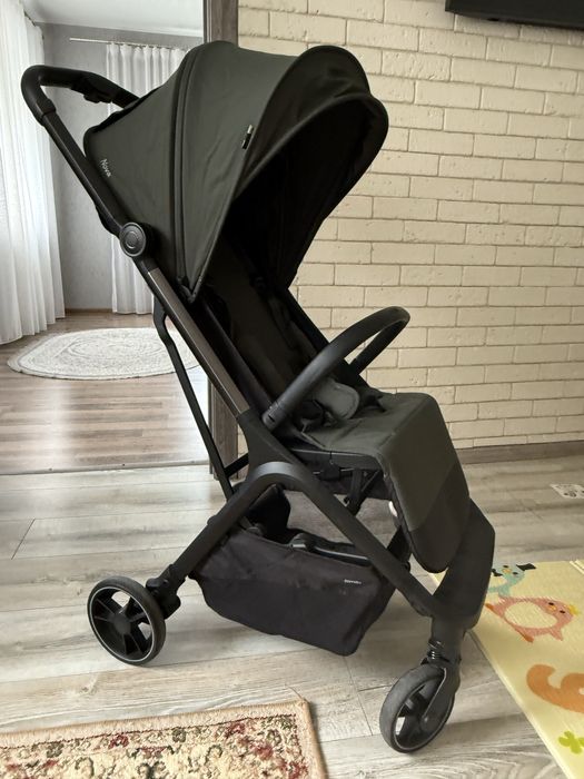 Прогулянкова коляска CARRELLO Nova CRL-5521 Rainforest Green