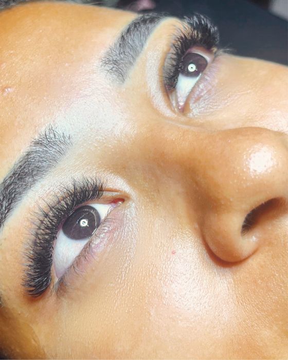 Extensao Pestanas e Microagulhamento Facial