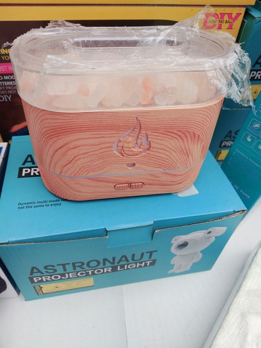 Зволожувач повітря паровоз ,нічник камінці солеві .