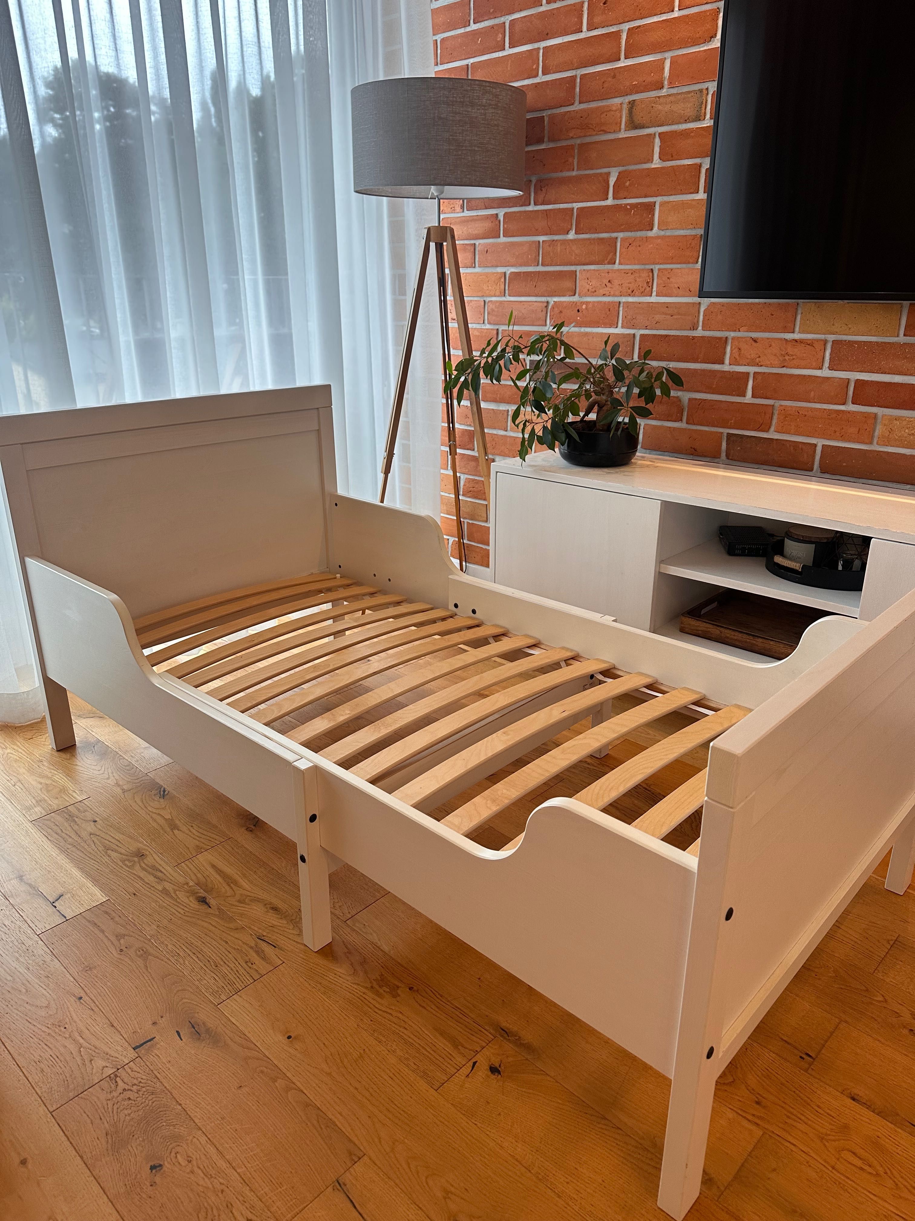 Łóżko dziecięce Ikea, rosnące łóżko, łóżko z materacem. Ikea Sundvik.