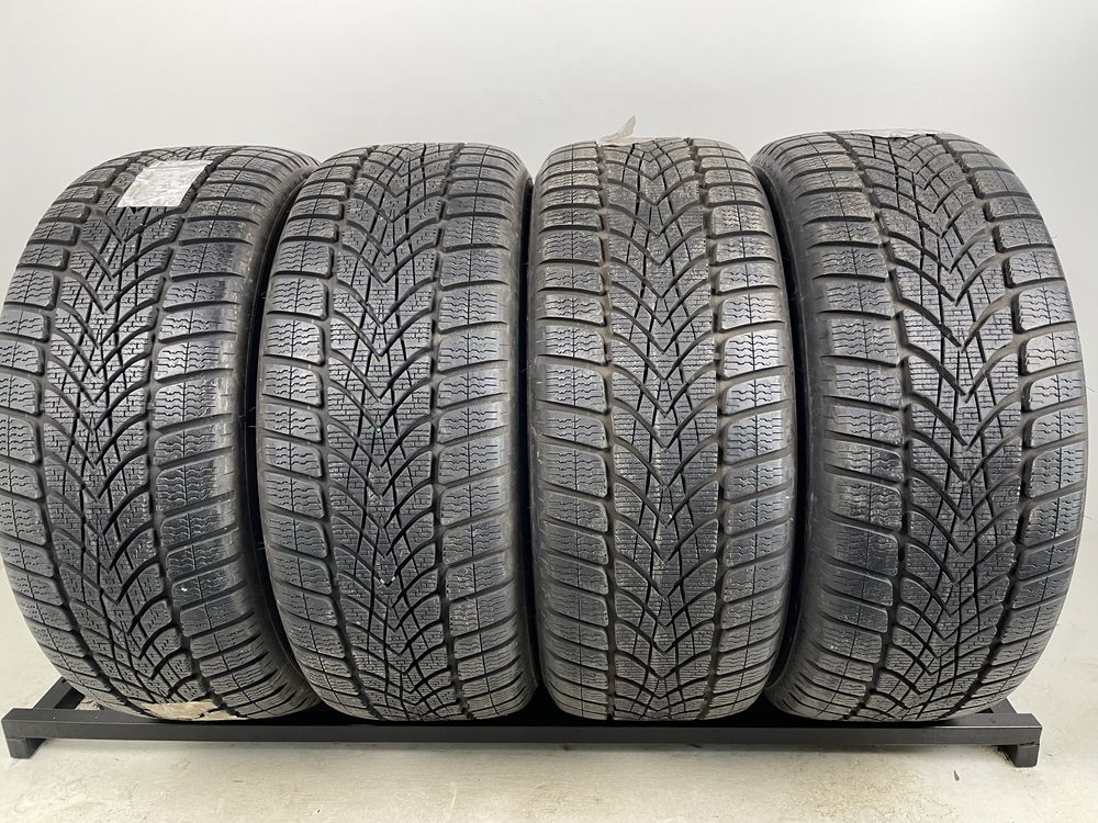 225/55R17 97H Dunlop SP Winter Sport 4D * MO