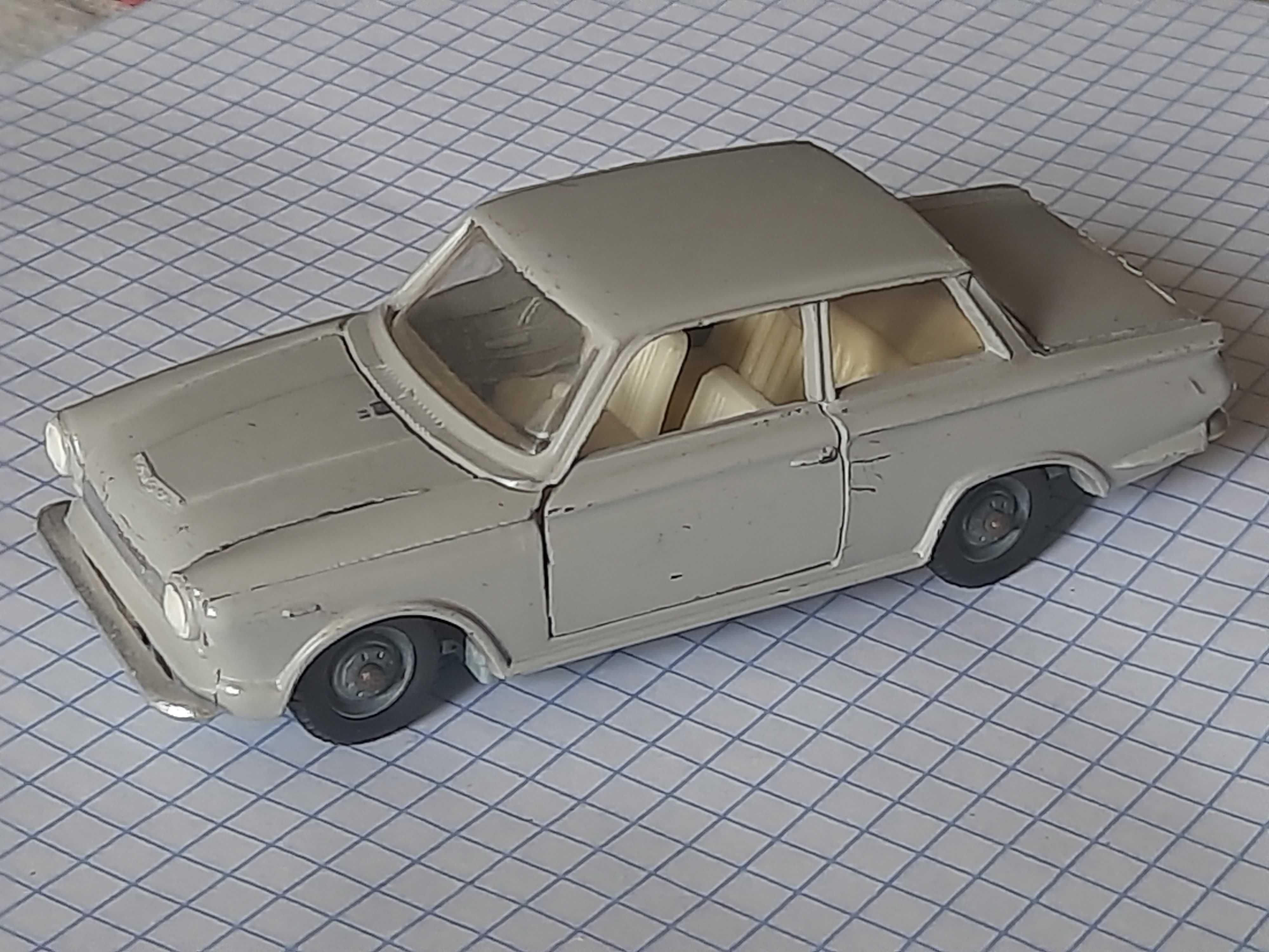 Модель автомобиля Ford Consul из СССР