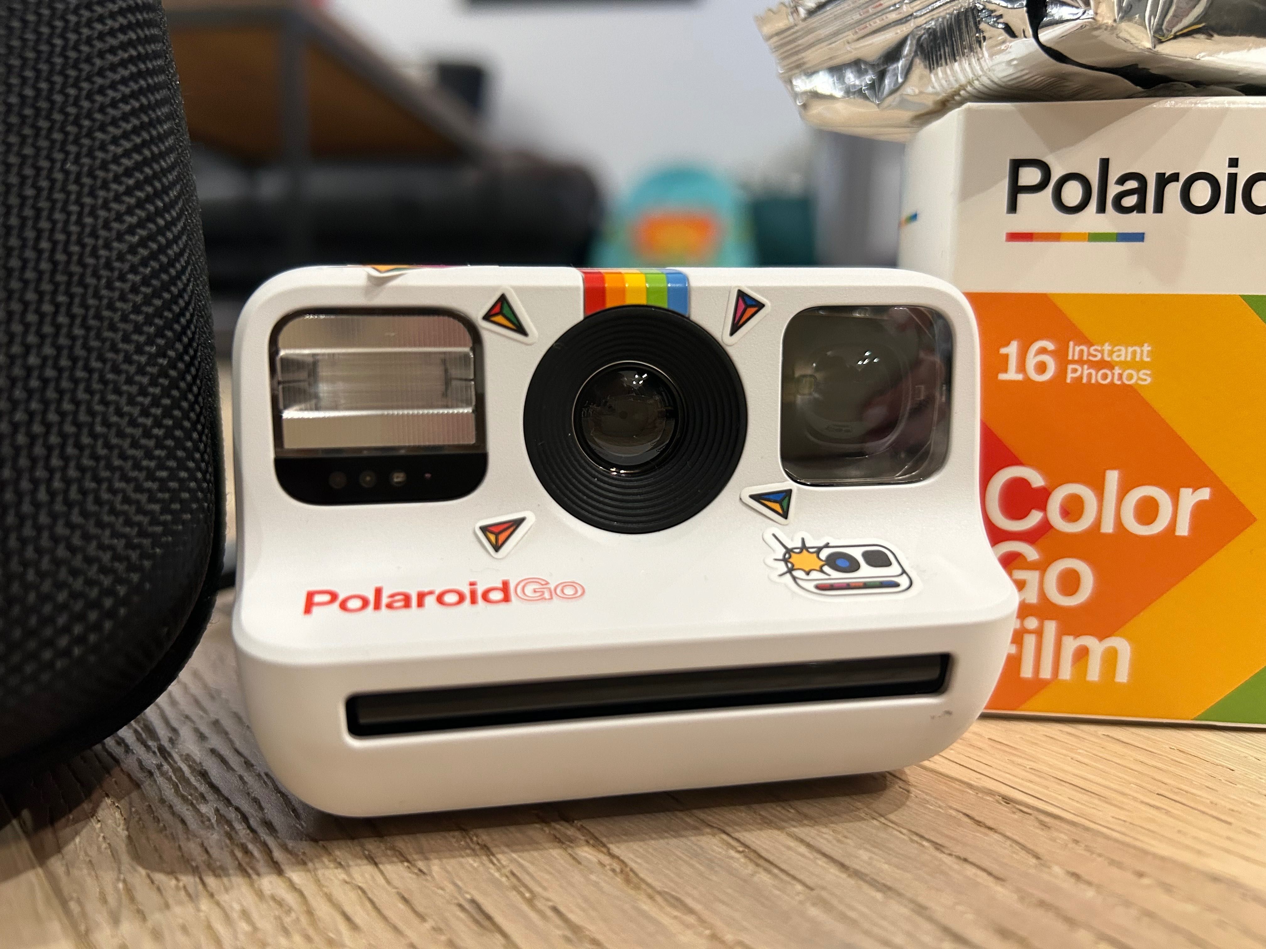 Aparat Polaroid Go + Etui + wkłady Jak nowy!parę razy użyty