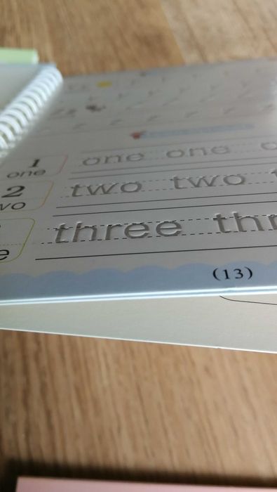 4 książki pióro magiczna kopia