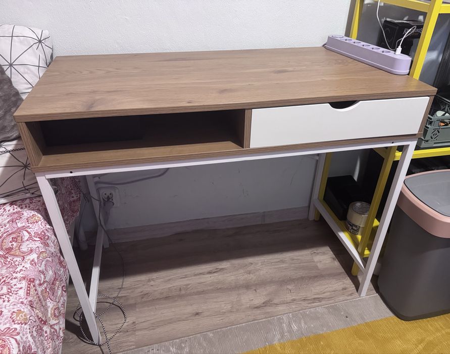 Biurko TRAPPEDAL jysk 48x95 1 szuflada kolor ciepły dąb/biały