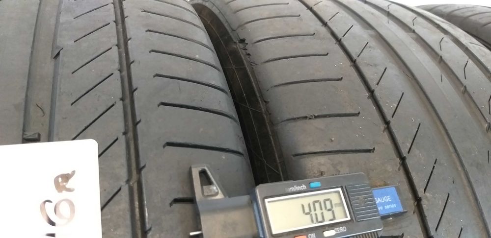 K215691C Komplet 255/45R19 100V Continental CSC5 2016rok