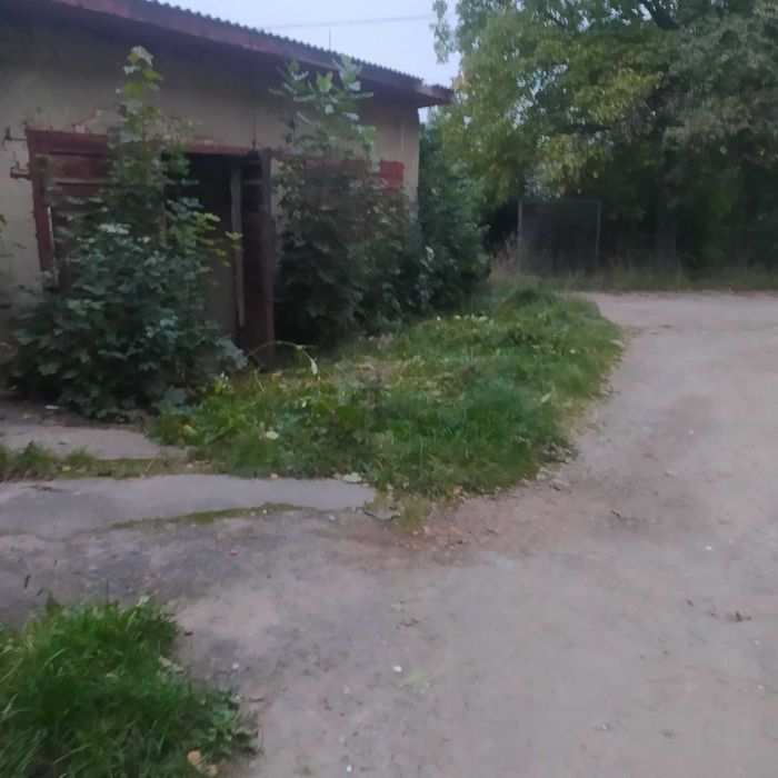 продаж гаража приватизованою земельною ділянкою