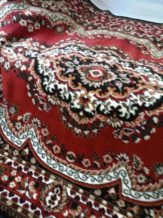 Килим 2х3 метри.