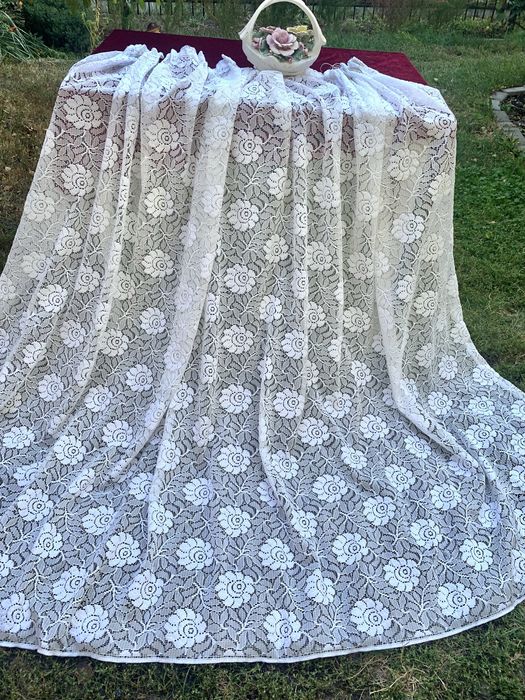 Занавеска на вікно