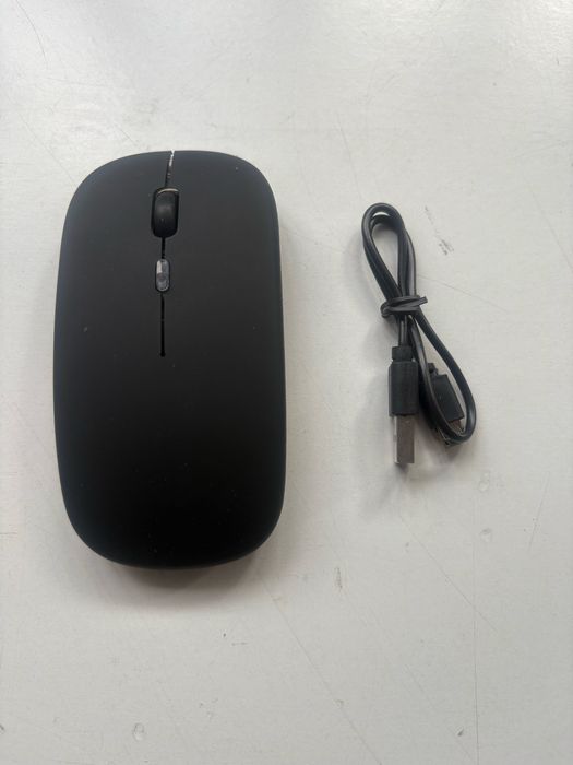 Rato sem fio recarregável preto