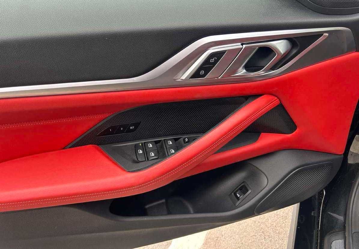 BMW i4 електричне авто м-пакет