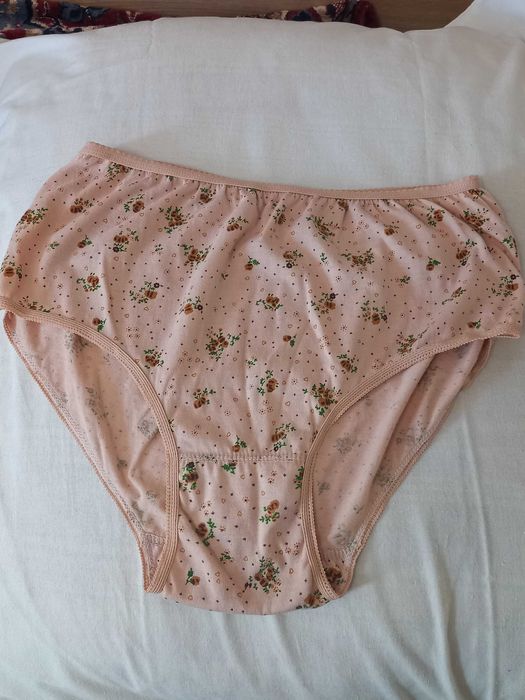 Трусы женские х/б новые 52-54