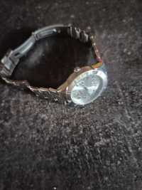 Zegarek damski Casio srebrny