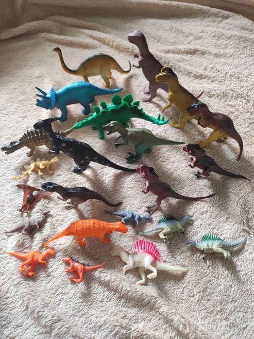 Машинки набір динозаври