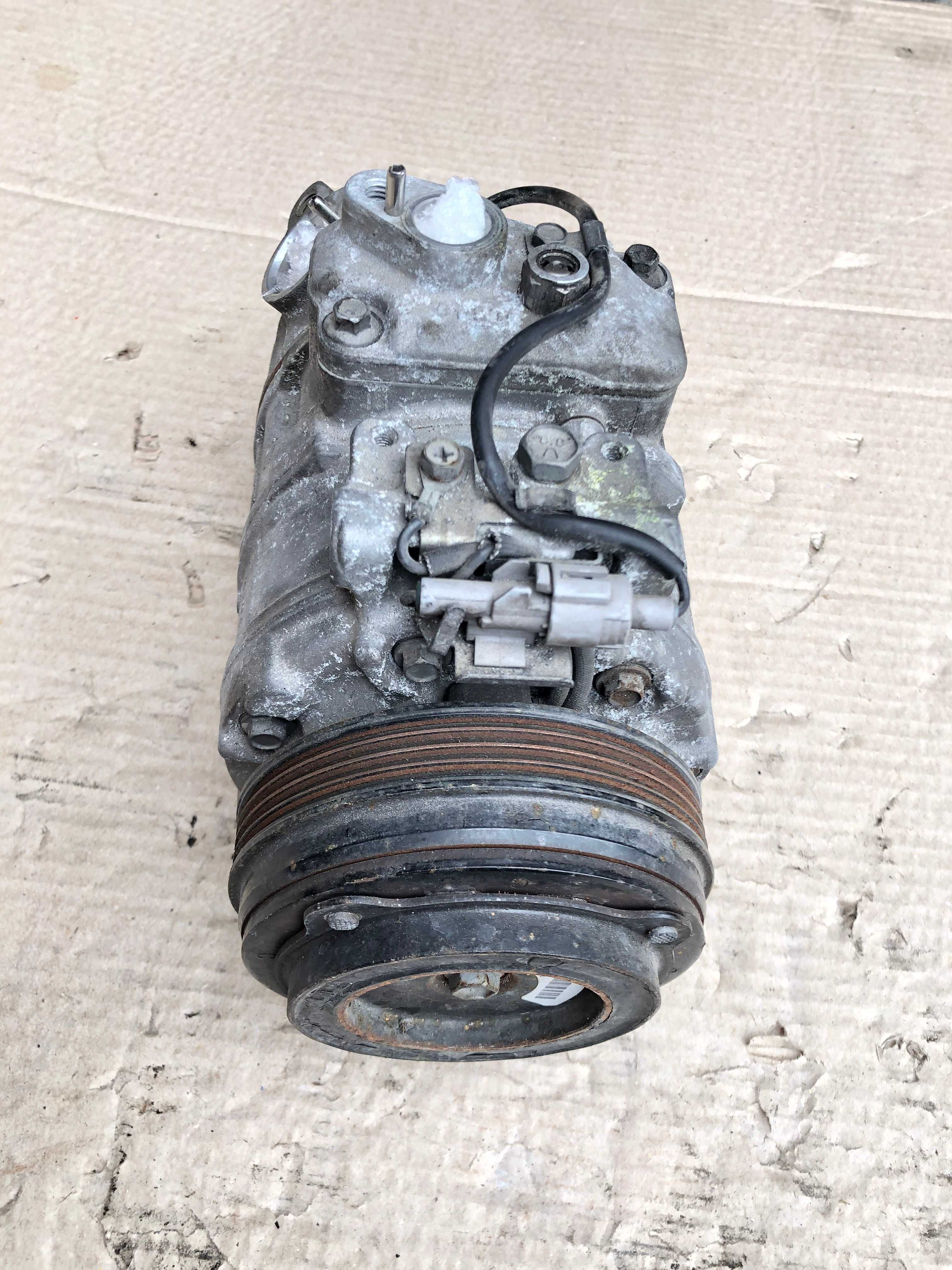 Компрессор кондиционера кондиціонера BMW 7 F01 X5 E70 F15 5 F10 6 F12