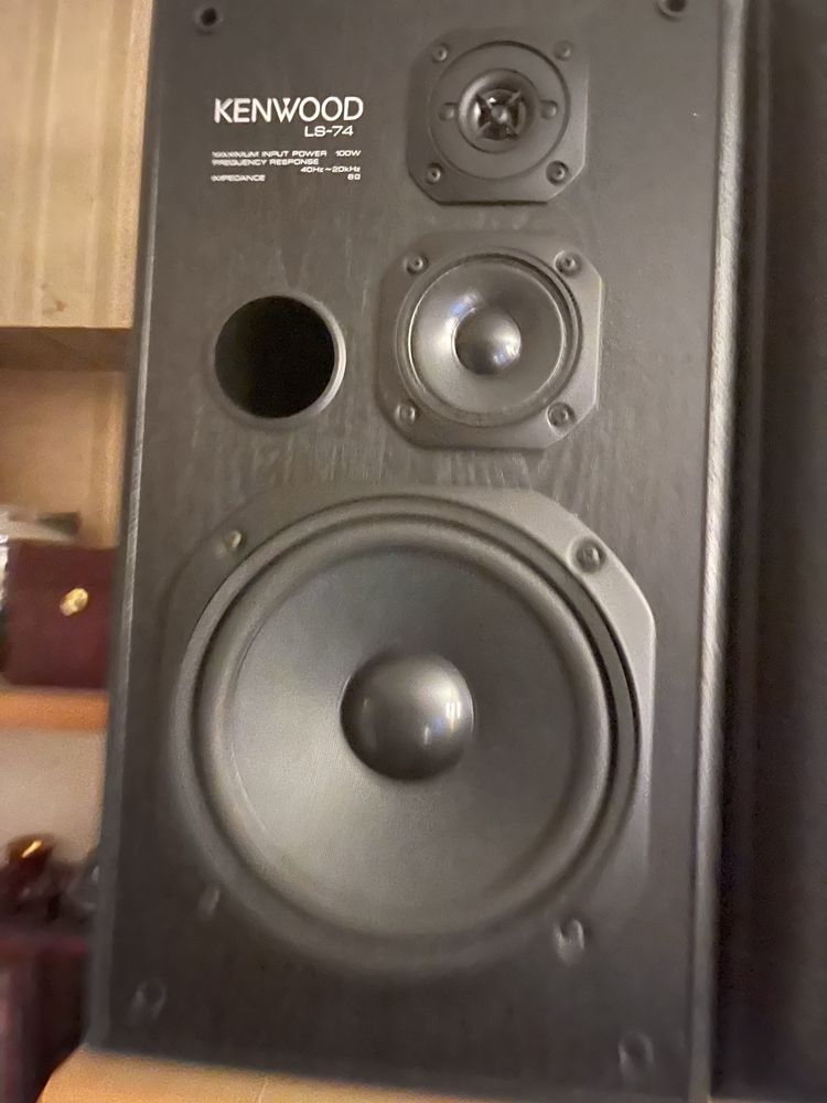 Colunas Kenwood de 3 vias