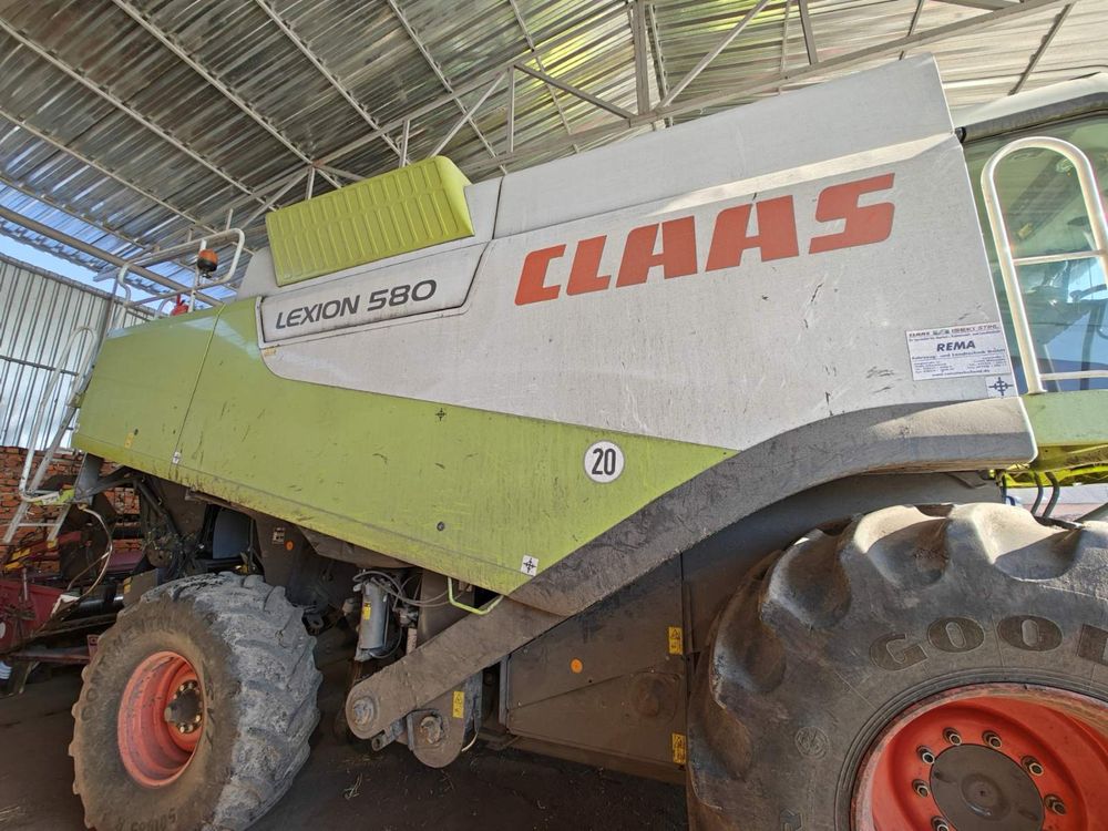 Комбайн CLAAS LEXION 580