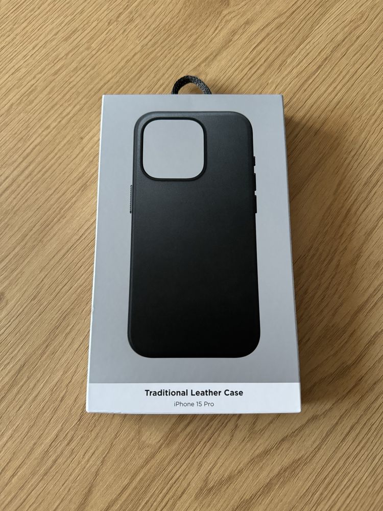 Чохол Nomad Leather Case для iPhone 15 Pro