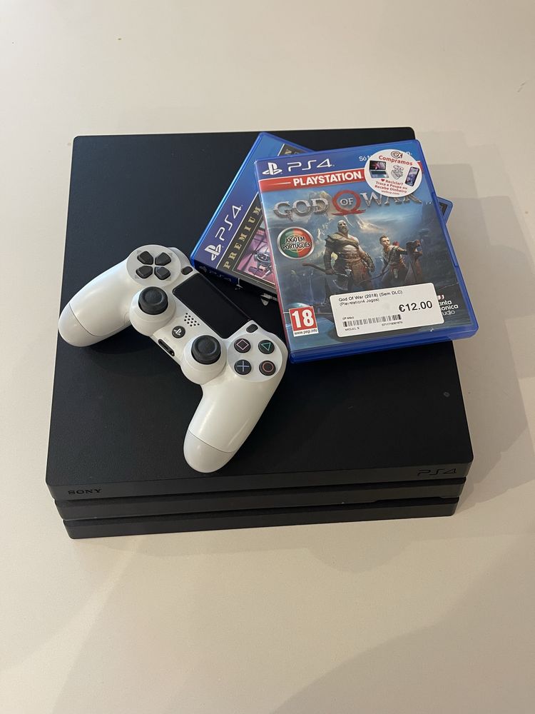 Ps4 Pro 1TB vendo por falta de uso