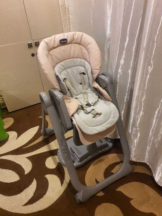Стульчик для кормления Chicco Polly Magic RELAX БУ хорошее состояние.