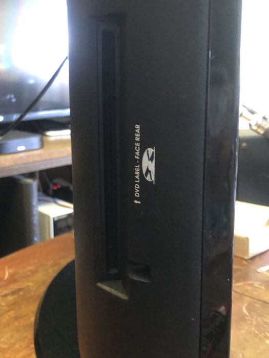 TV Crown Japan 19” com DVD e Fonte 12V