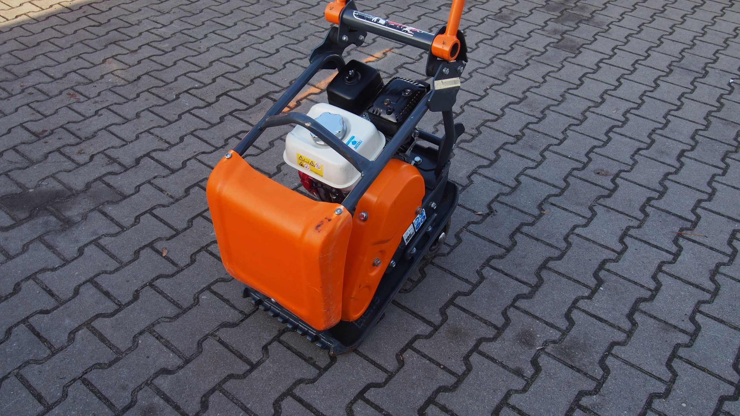 Belle  FC 3612 E 81 kg HONDA GX 120  Zageszczarka Ubijarka ubijak