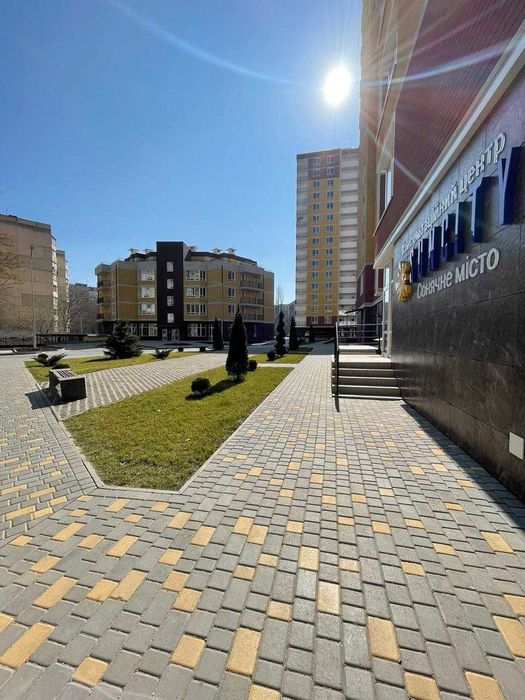 Продам 2-комн. квартиру в НОВОМ доме ЖК "Сан Сити" /Крымский Бульвар