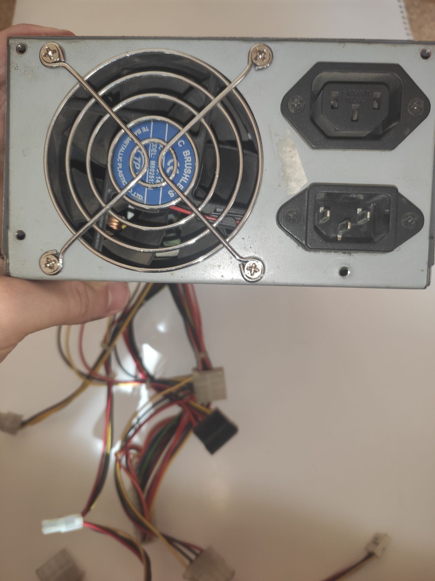 Блок питания 400w Gembird