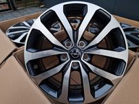 Felgi 17" OPEL Vivaro 5x114,3