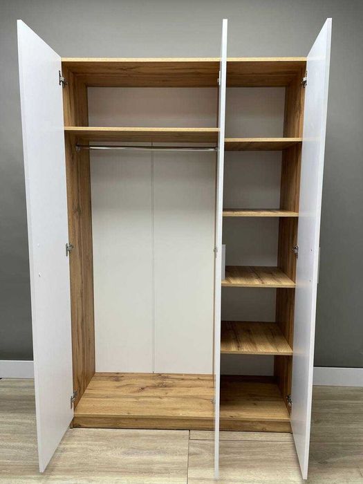 Шафа "Вікторія" Білий.Трьохдверна з поличками.Шкаф в спальню.Меблі.