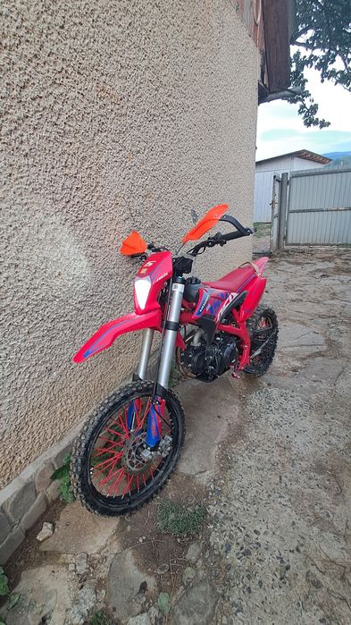 Продаю Asix lizard 125 недорого можливий торг.