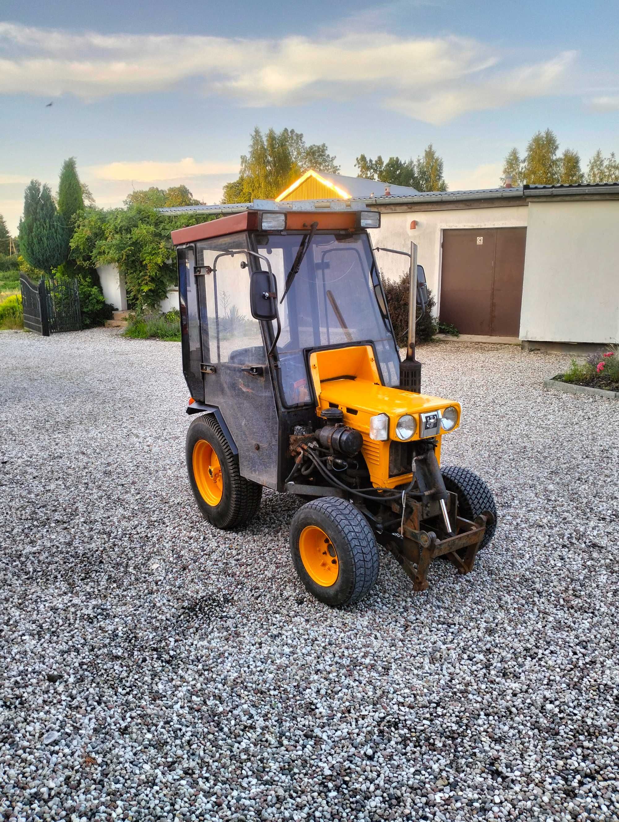 Traktor Kubota 4x4