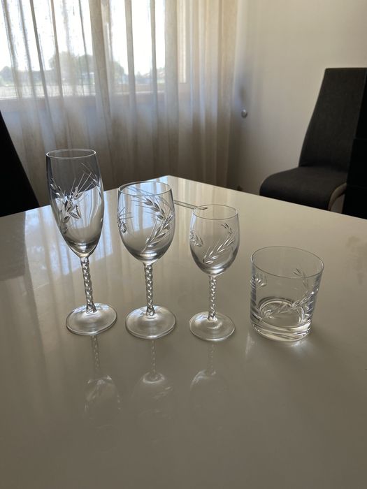 Conjunto de 31 peças de Cristal