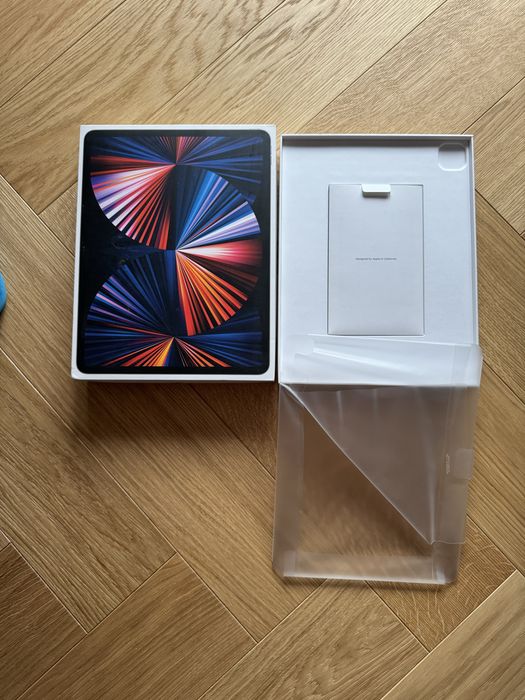 Pudelko do ipada pro 12.9 5 gen