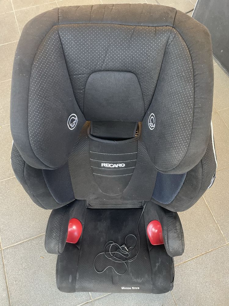 Fotelik Recaro Monza Nova isofix 15-36kg z głośnikami