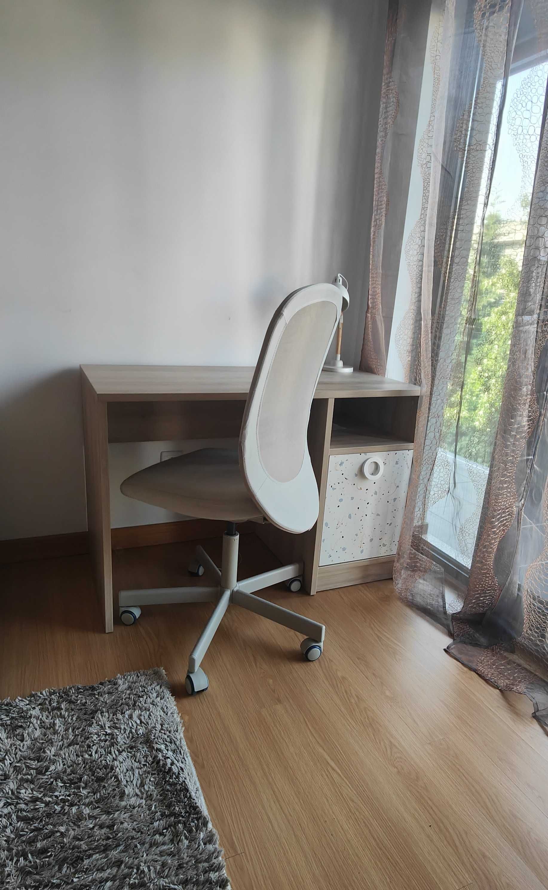 Quarto completo de menina seminovo!