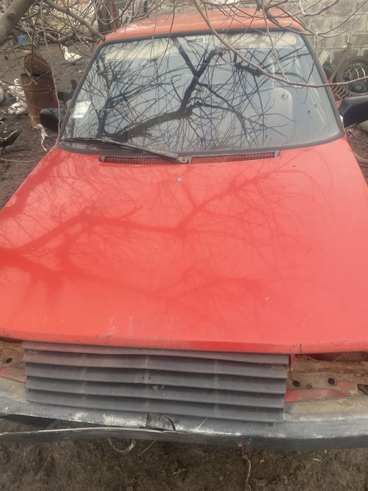 Продам капот заз