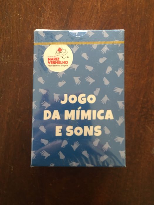 Jogo da mímica e sons