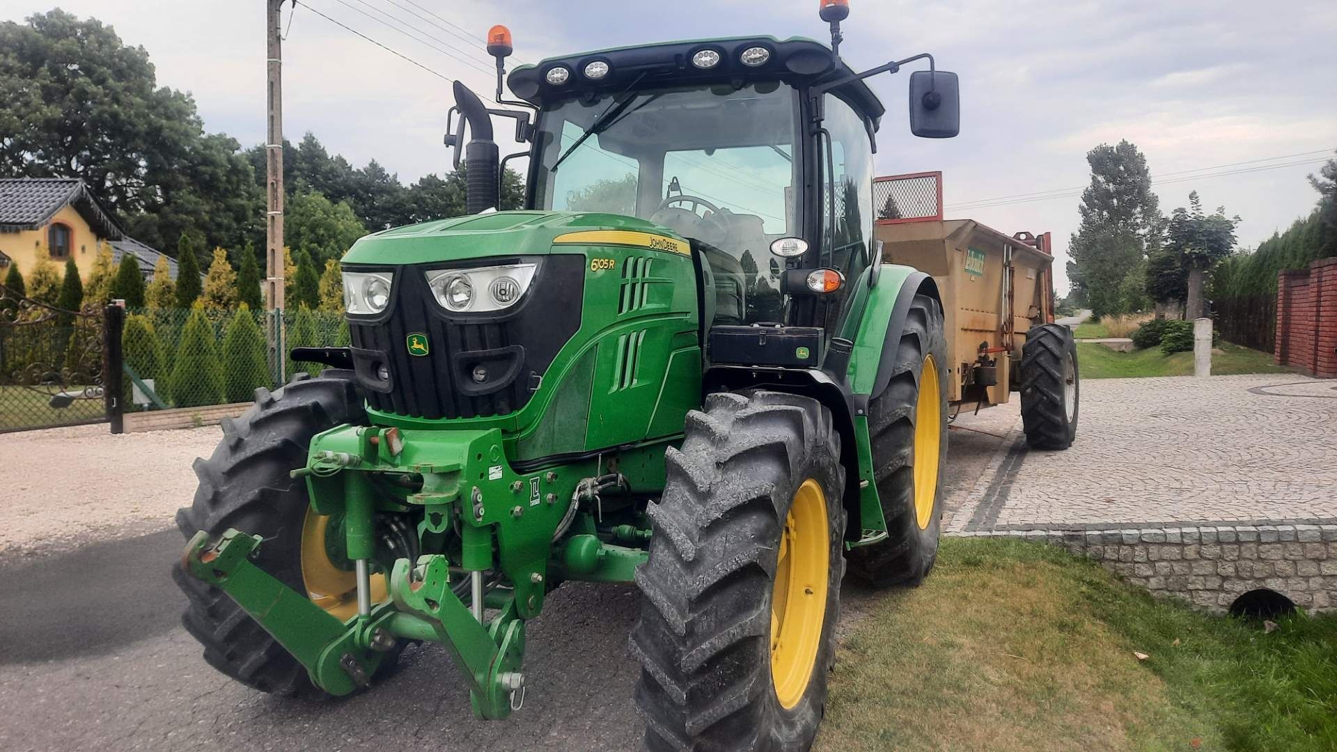 John Deere 6105R