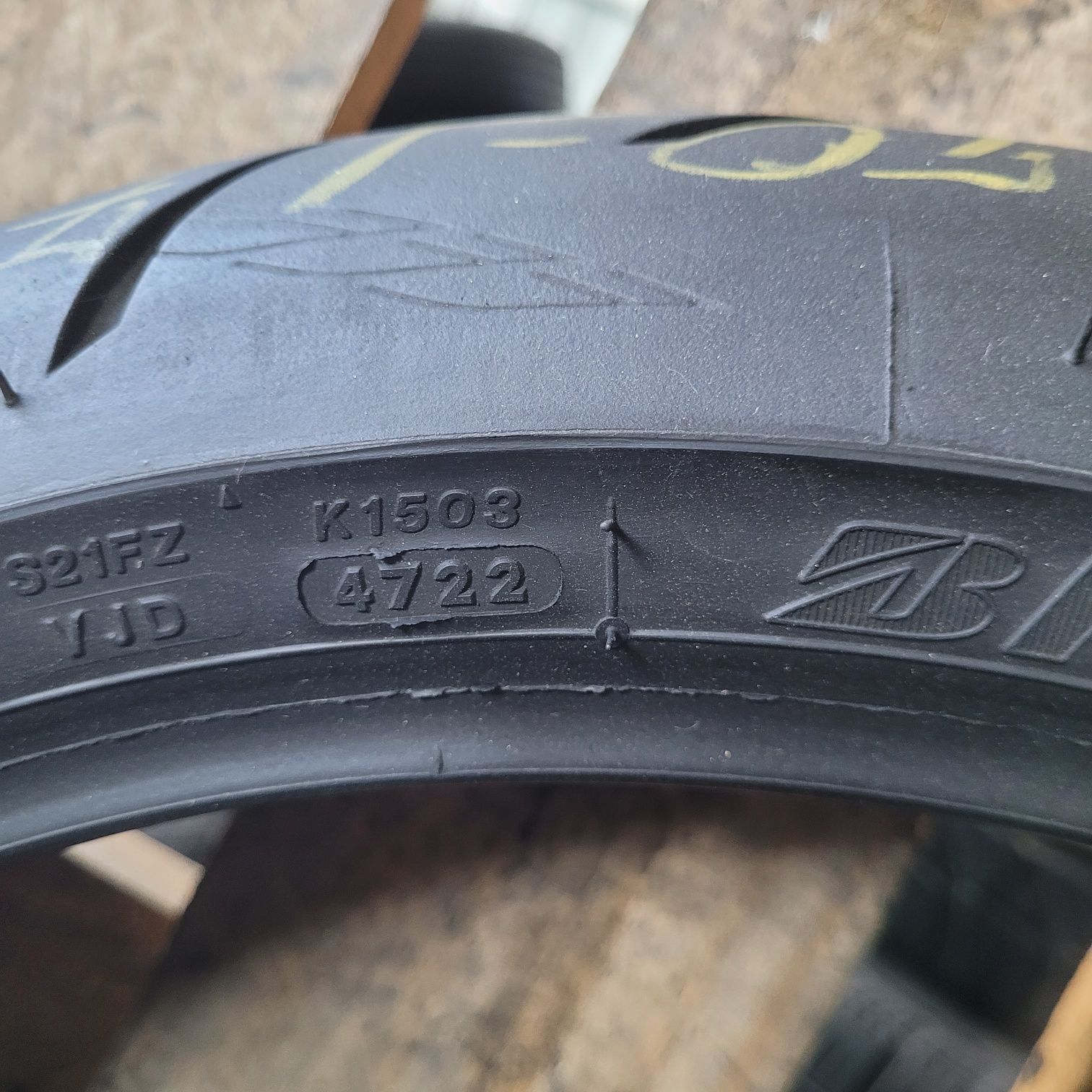 bridgestone battlax hypersport s21f 120/70-R17