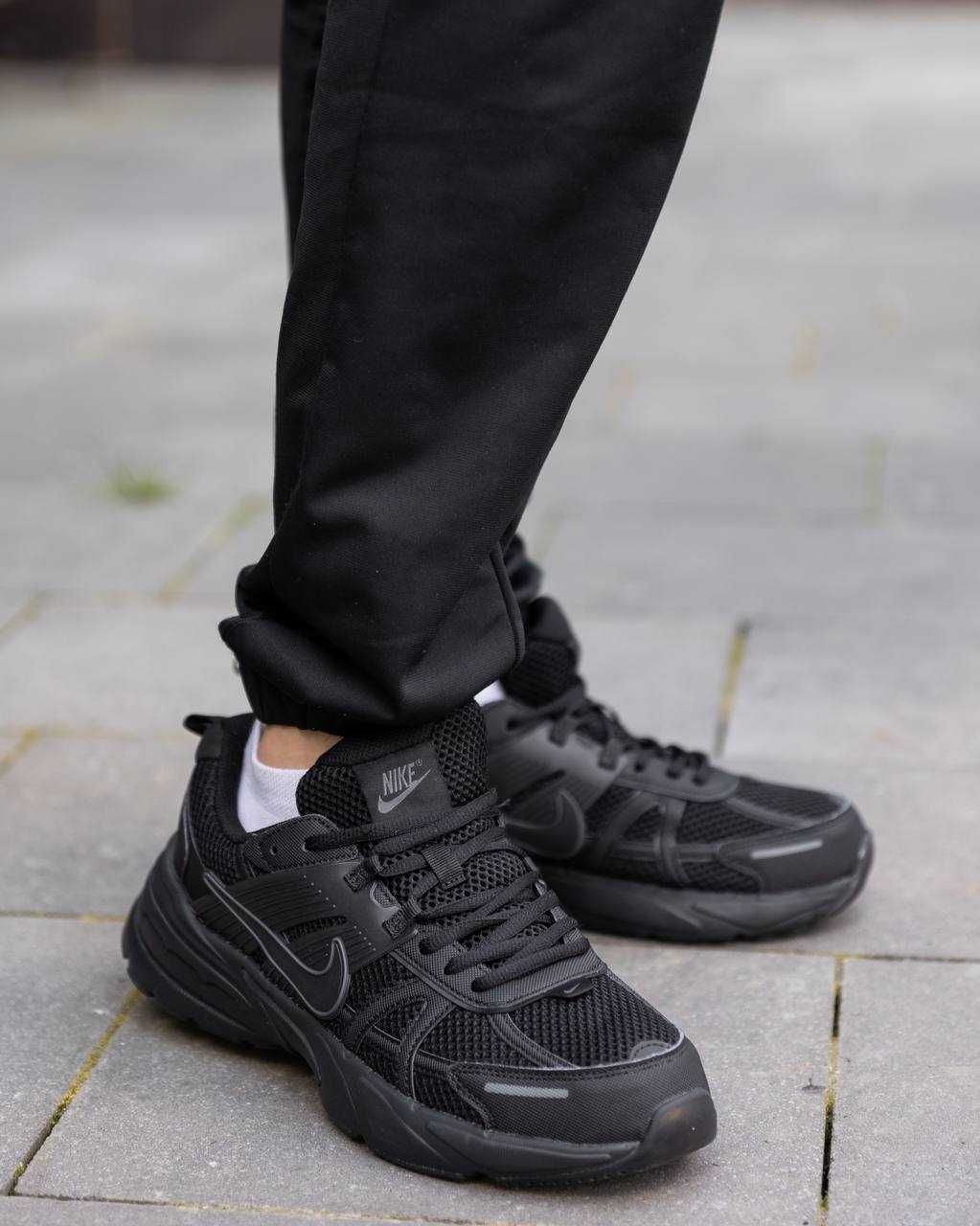 Чоловічі кросівки Nike V2K Runtekk чорний NK151 ТОП