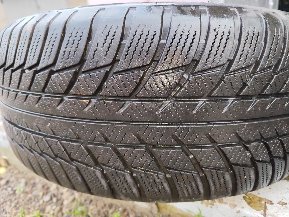 Продам резину зима.